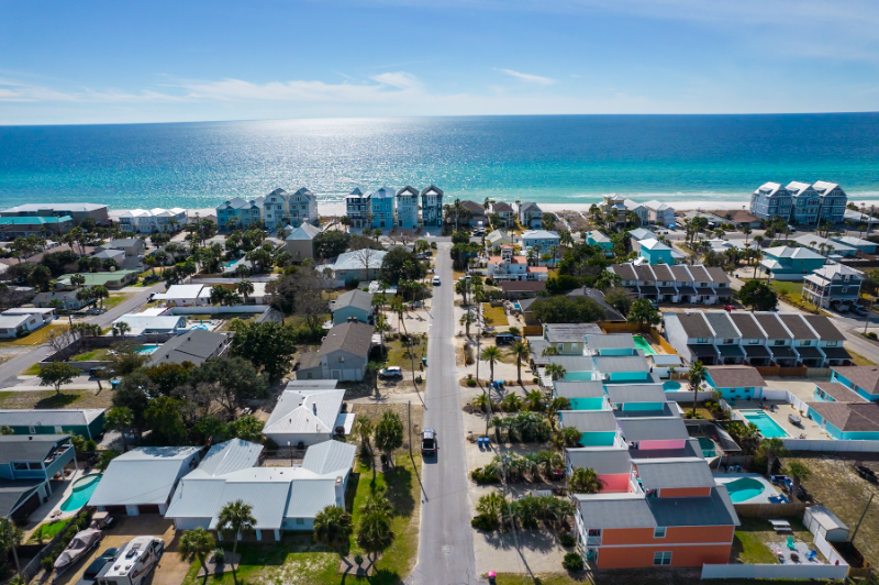 125 Rose Ln - Photo 2 of 18