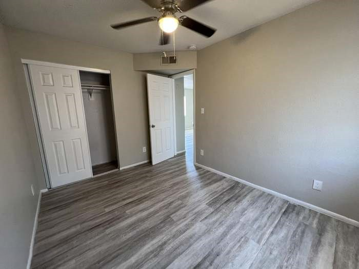 1444 S 13th Ave #4 - Photo 4 of 8