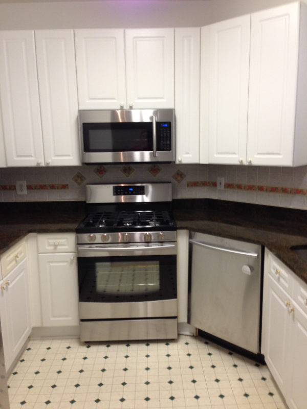 2701 Bellforest Ct - Photo 2 of 11