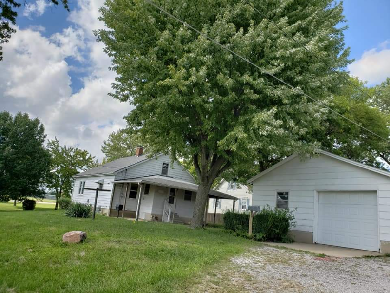 1597 Litton Rd - Photo 2 of 6