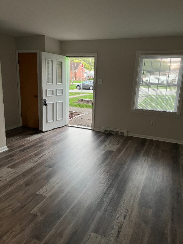 1302 Midland Beaver Rd #4 - Photo 2 of 17