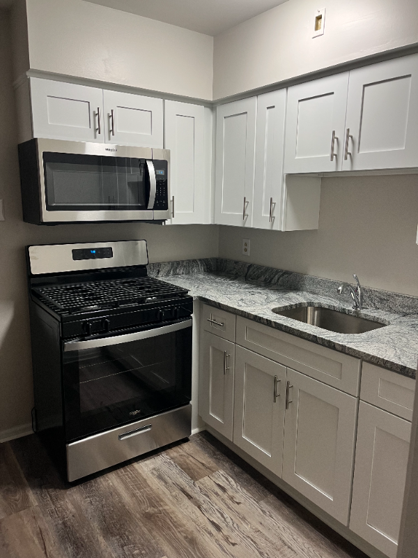 1302 Midland Beaver Rd #4 - Photo 5 of 17