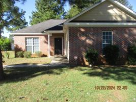 featured image of 203 Glade Ln