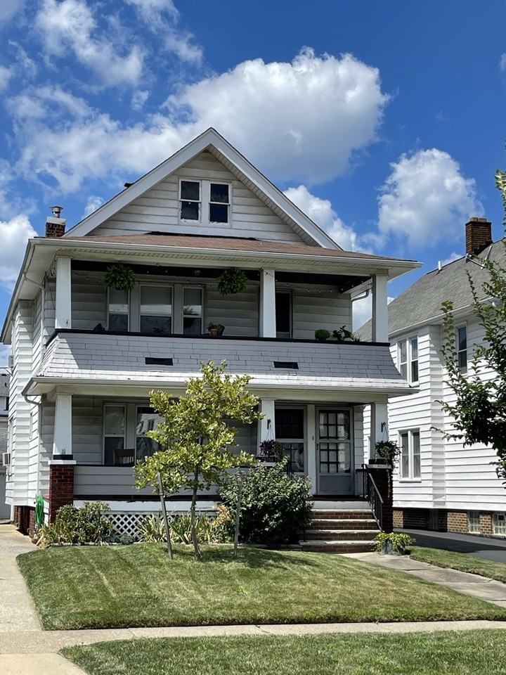 2054 Bunts Rd #UP - Photo 2 of 14