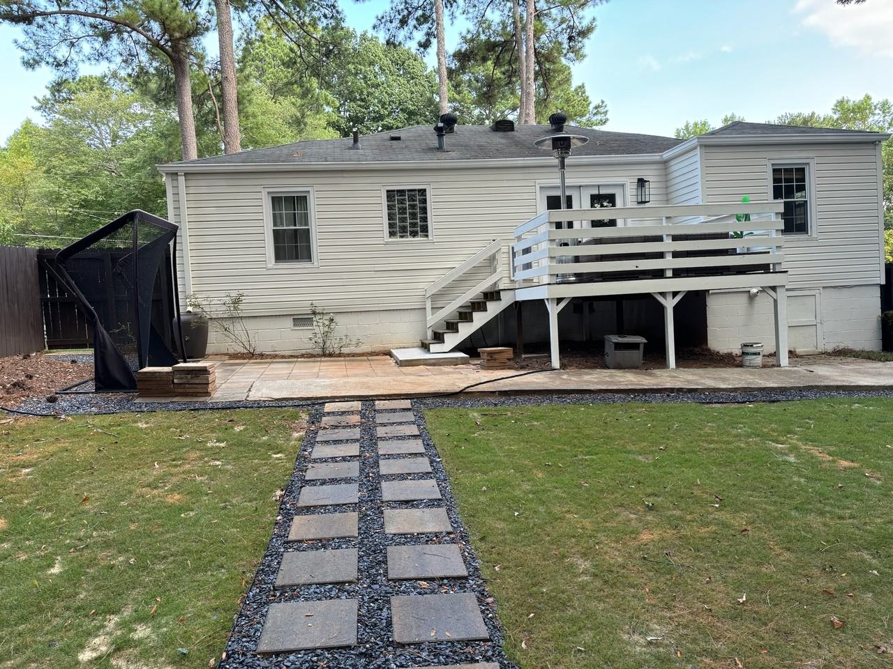 1038 Ralph Rd Ne #NA - Photo 2 of 8