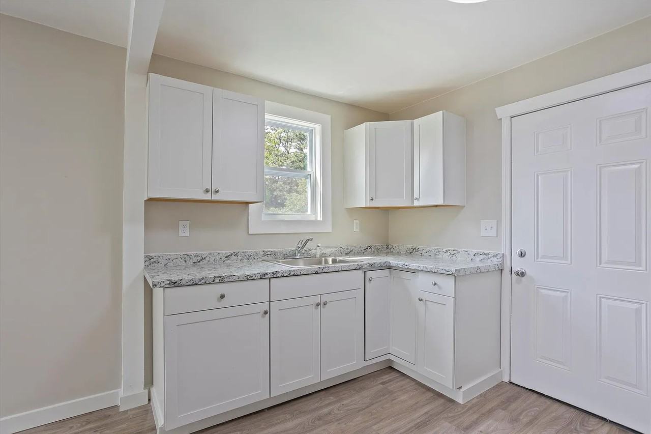 2529 Lyman St #NA - Photo 6 of 20