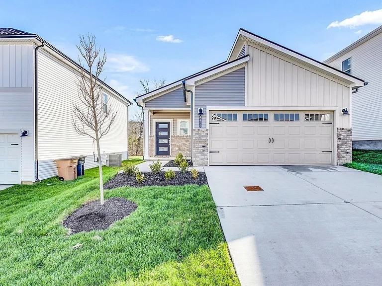 4429 Skyridge Dr #NA - Photo 3 of 12