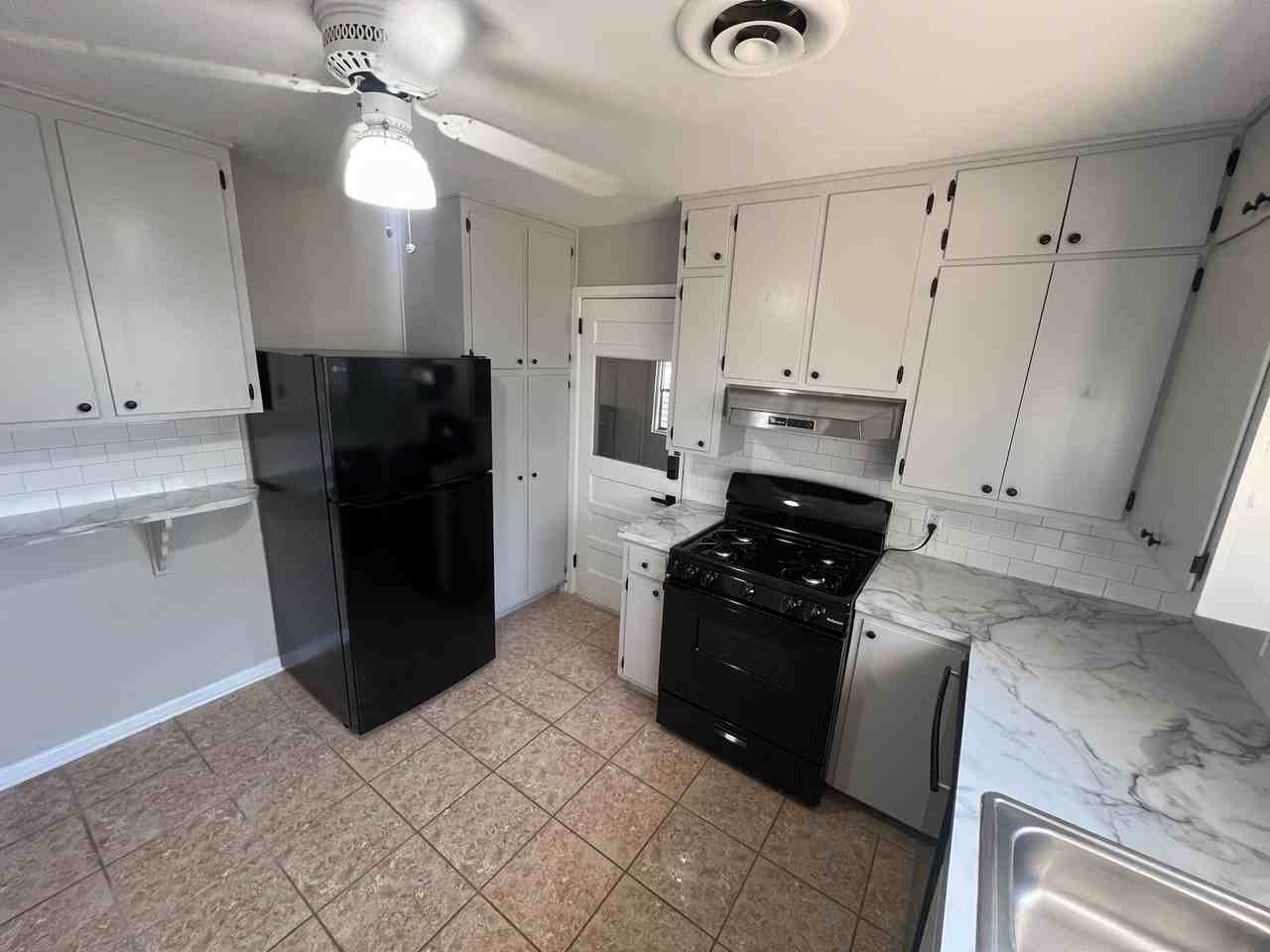 3701 Henrietta Ave #NA - Photo 2 of 14