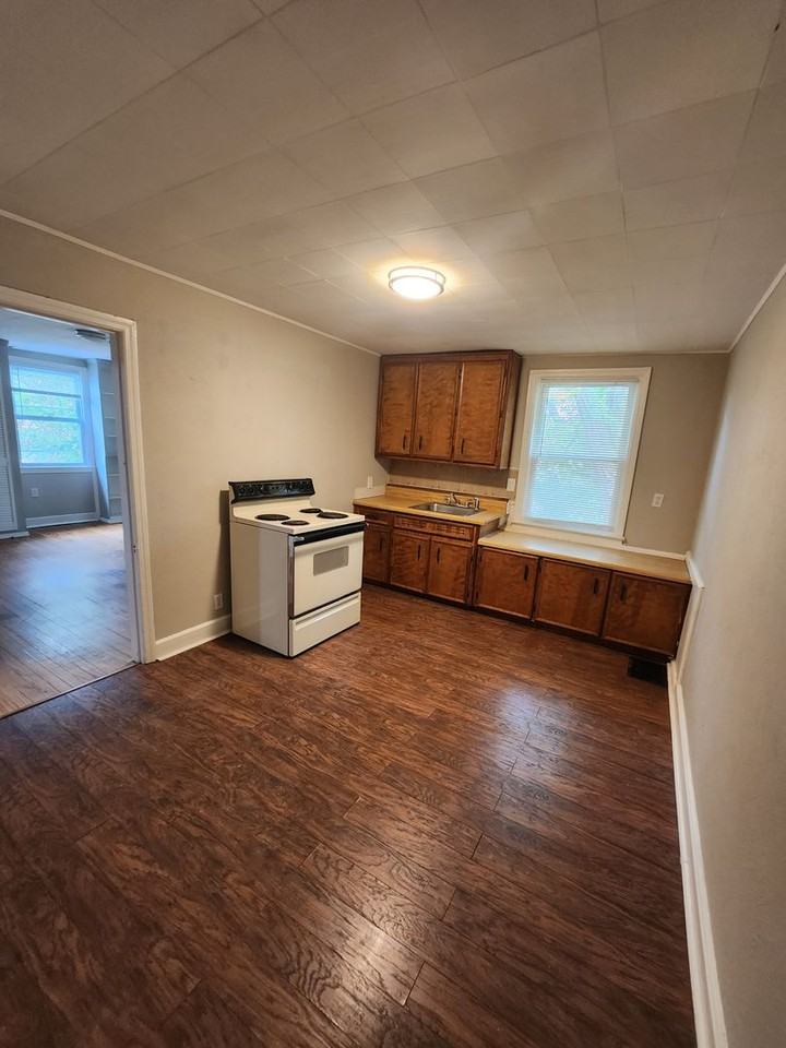 382 S Cleveland - Photo 7 of 8