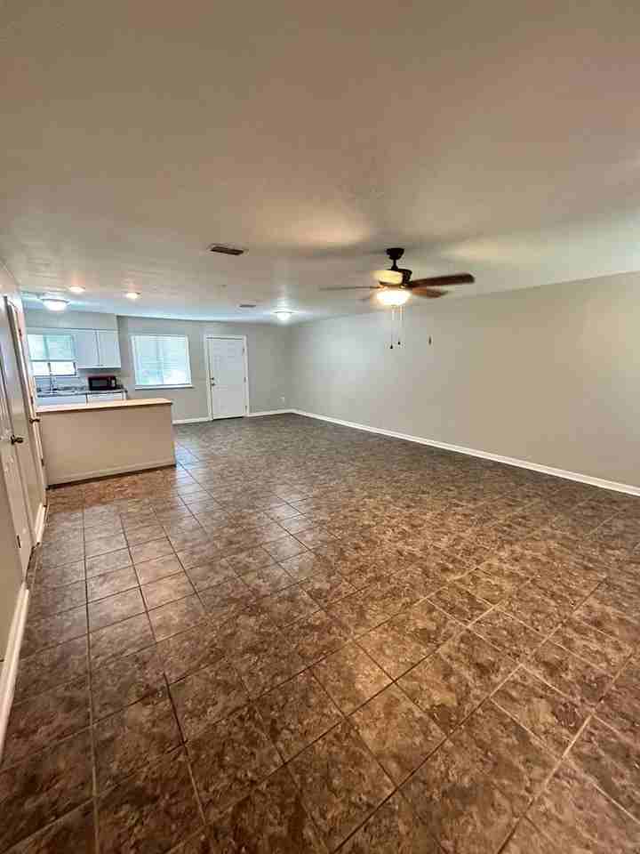147 Cheri Ln - Photo 3 of 25