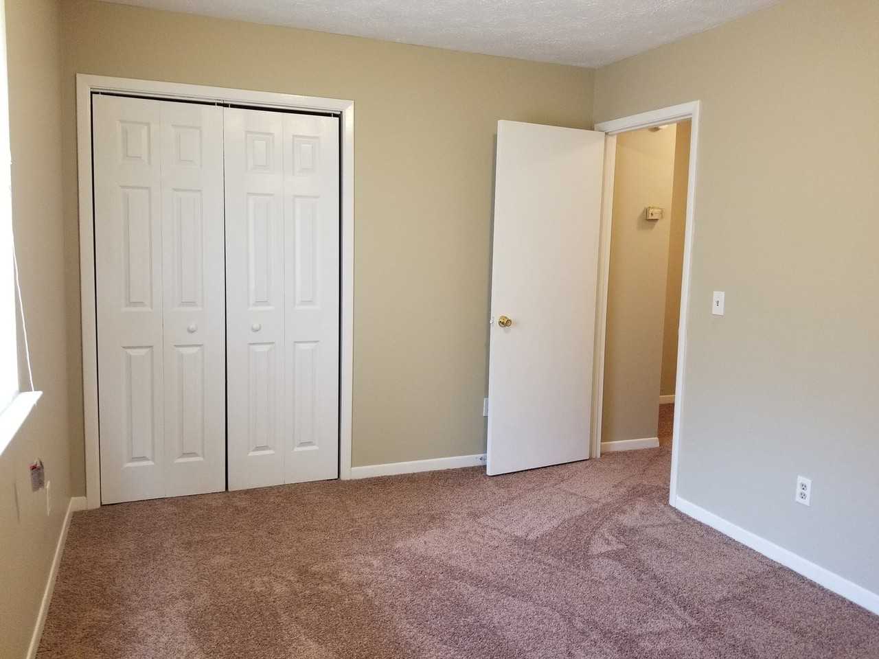 6415 Lenawee St - Photo 6 of 11