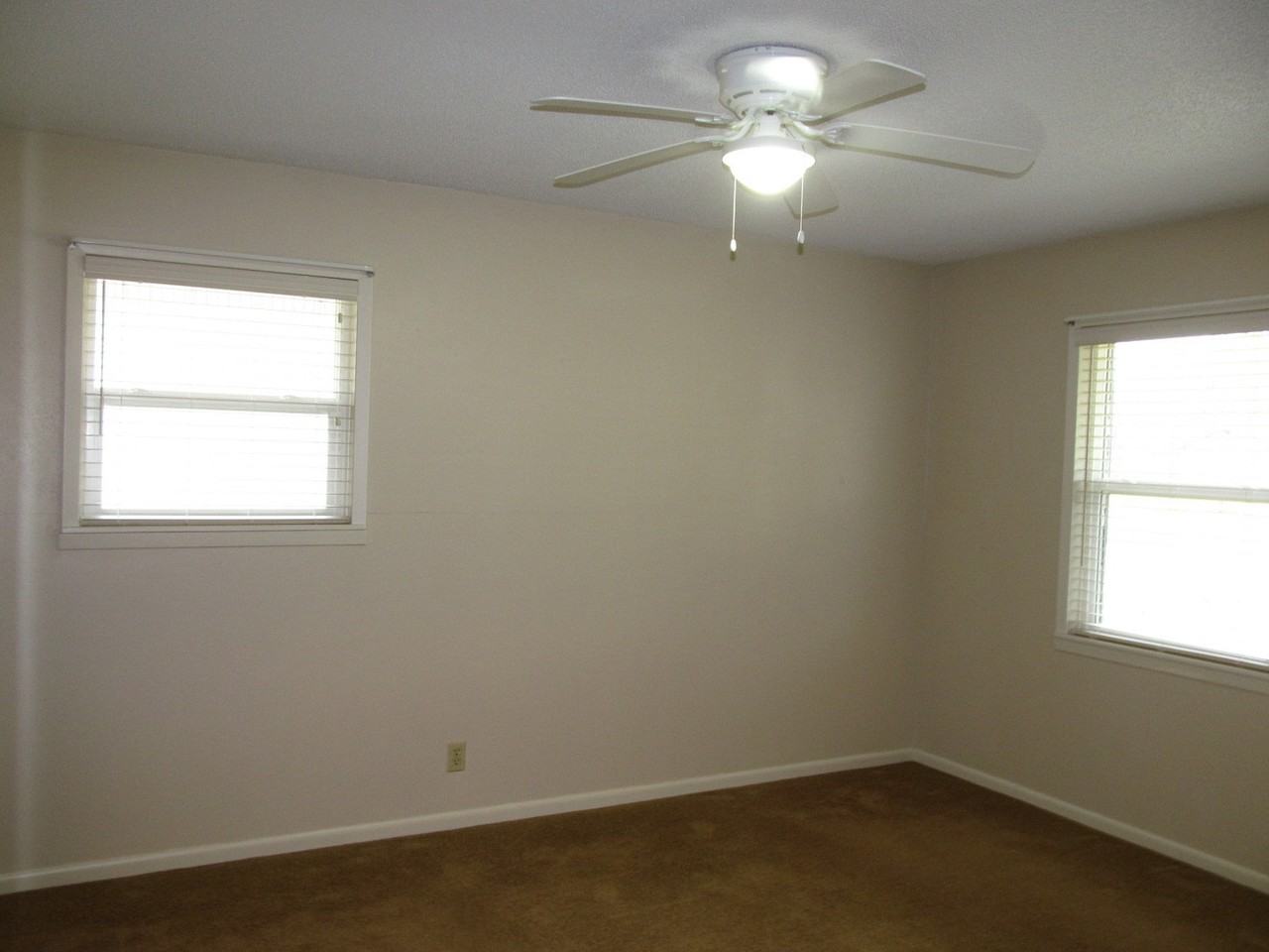 2710 2710 S 55th St Terrace - Photo 7 of 11