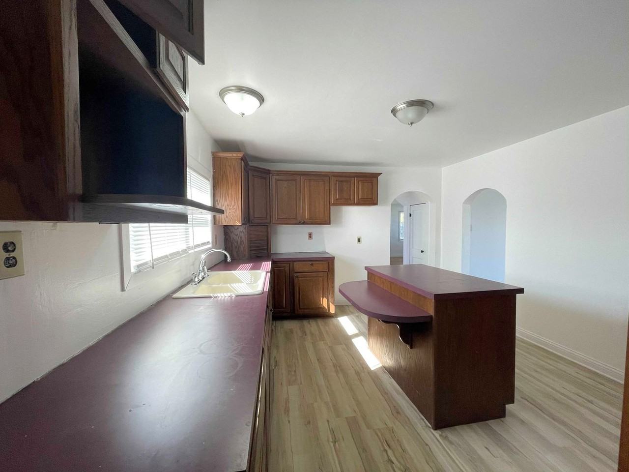 1505 N Lorraine St - Photo 7 of 15
