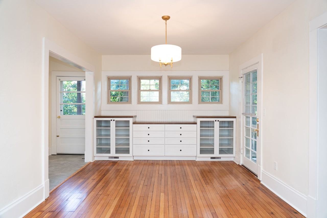 118 Oakhurst Cir - Photo 4 of 50