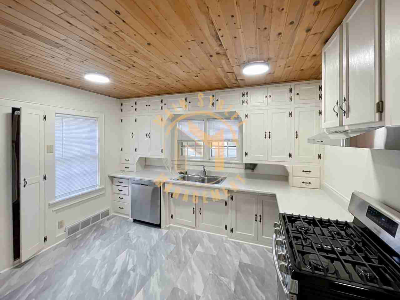 1118 S Roosevelt St. - Photo 2 of 14