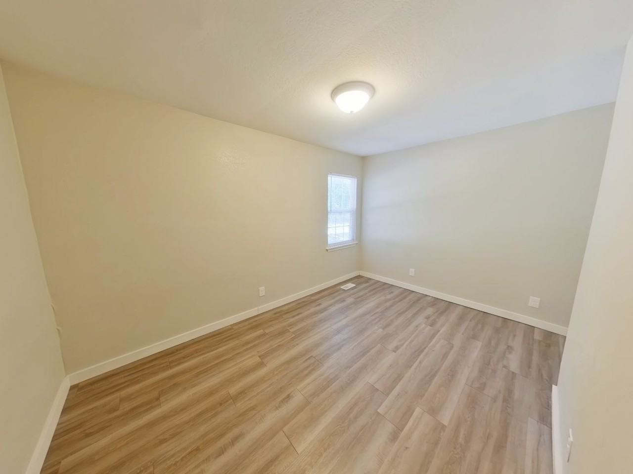 4321 E Bayley St - Photo 5 of 8