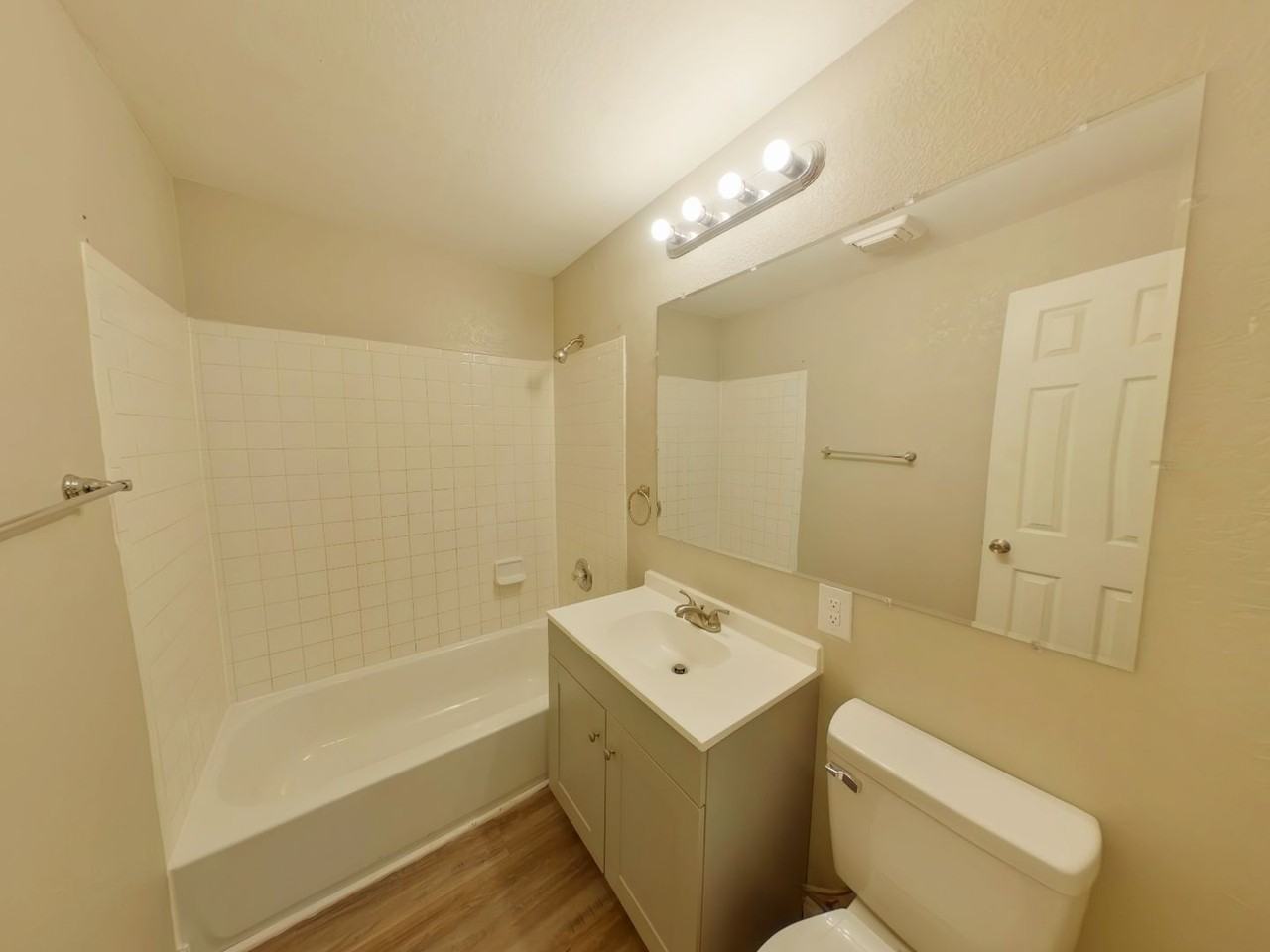 4321 E Bayley St - Photo 6 of 8