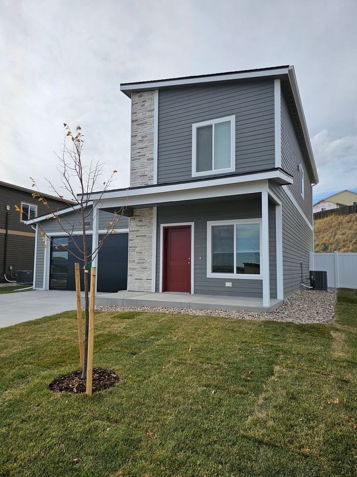 1618 Elsie Jean Trl, Cheyenne, WY 82007 3 Bedroom House for 2,300