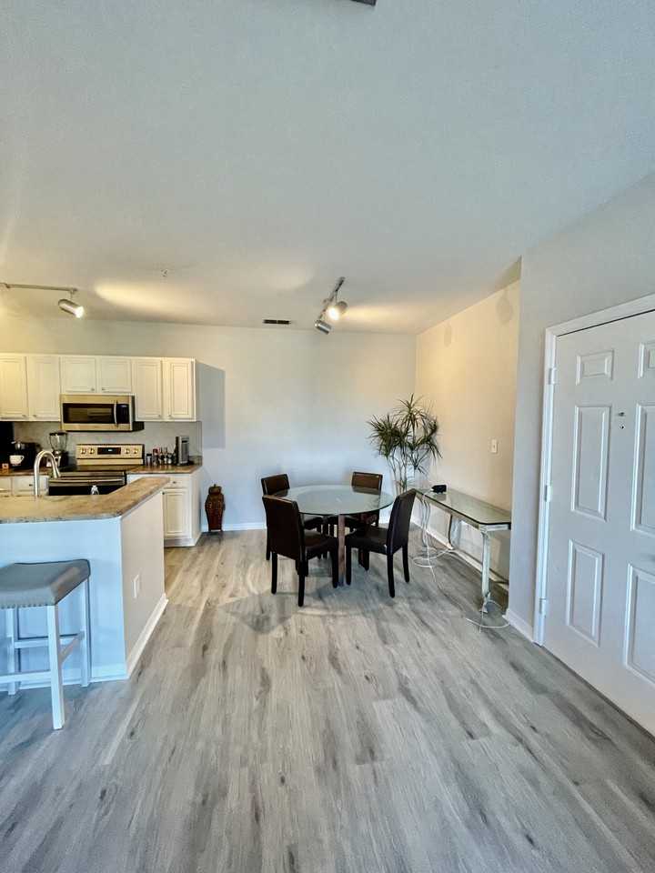 8377 38th Street Cir E #204 - Photo 4 of 33