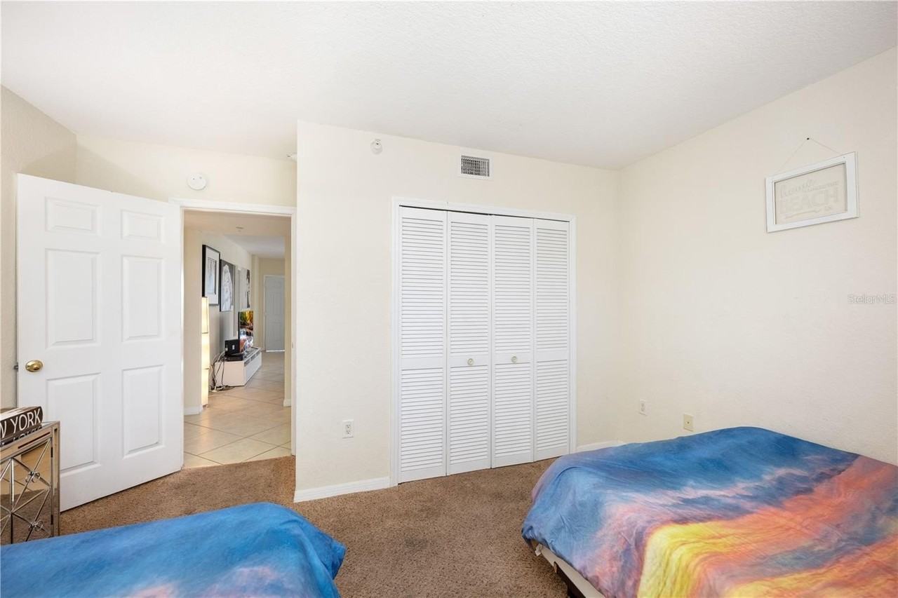 445 Hamden Dr #302 - Photo 5 of 24