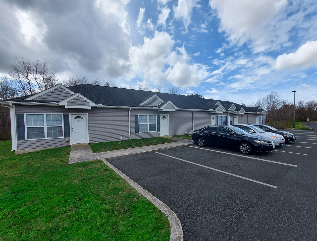 Talons Square - Photo 2 of 50