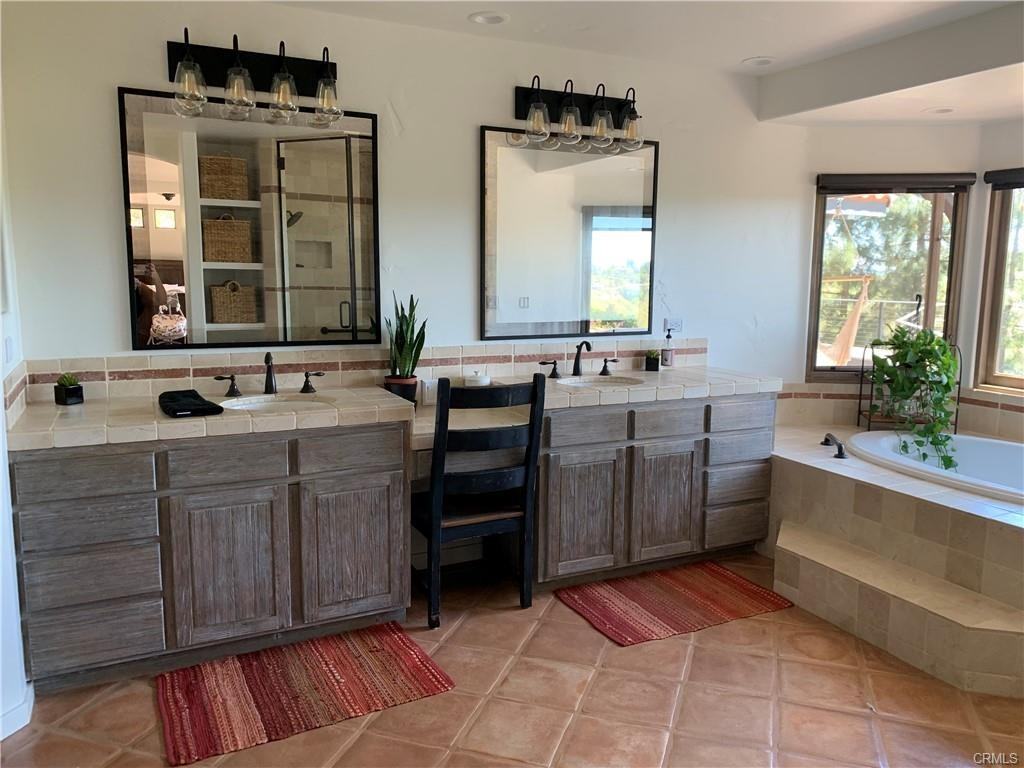 69 Ranchero Rd - Photo 3 of 8