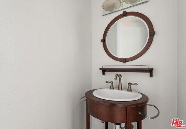 10732 Woodbine St #6 - Photo 2 of 8