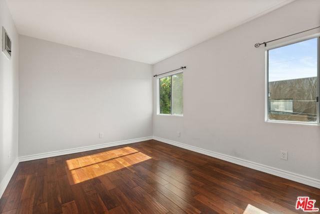 10732 Woodbine St #6 - Photo 3 of 8