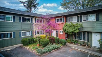 featured image of 2925 Se 50th Ave