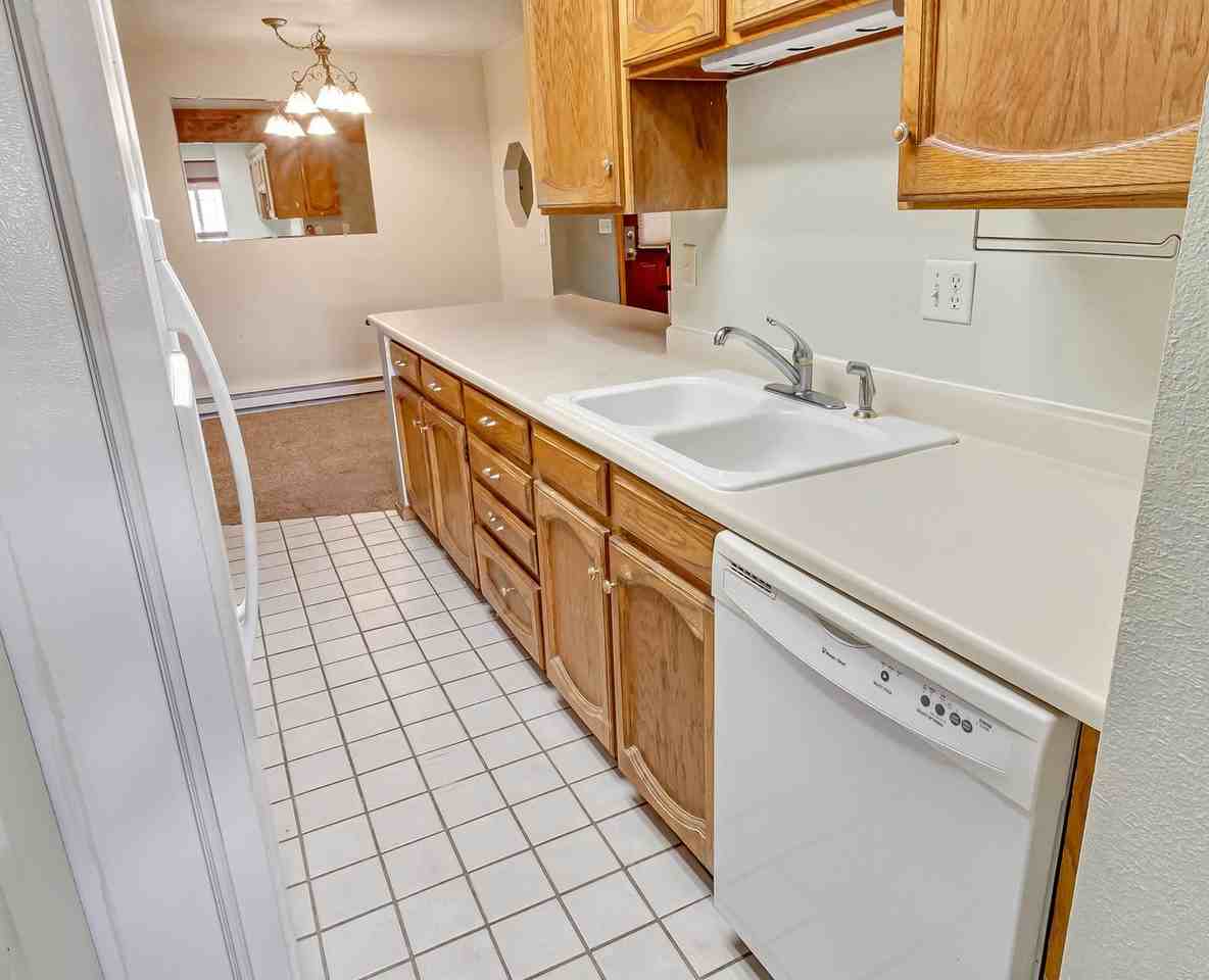 2339 Rattlesnake Ct #B - Photo 5 of 16