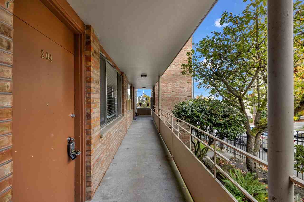 University Heights I (114) - Photo 2 of 13