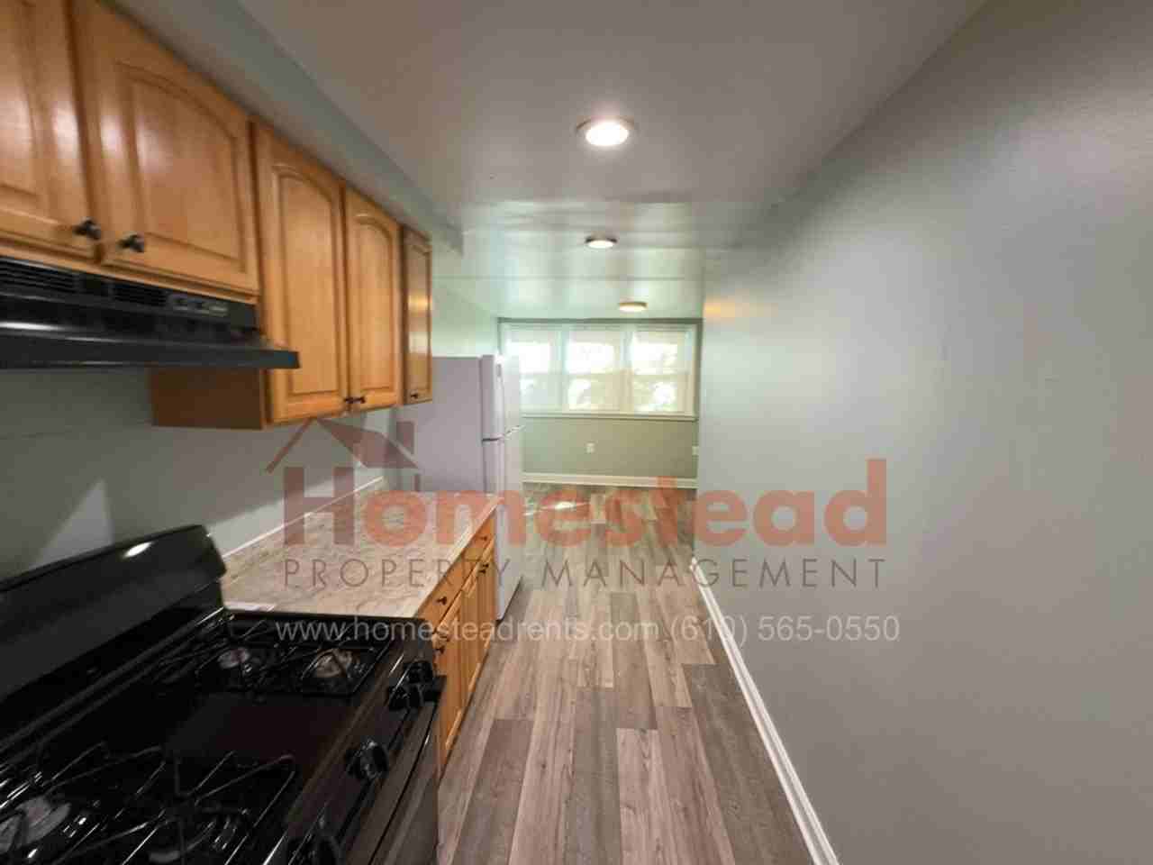 209 Hamilton Ave - Photo 2 of 40