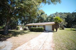 featured image of 4521 Autumn Woods Way