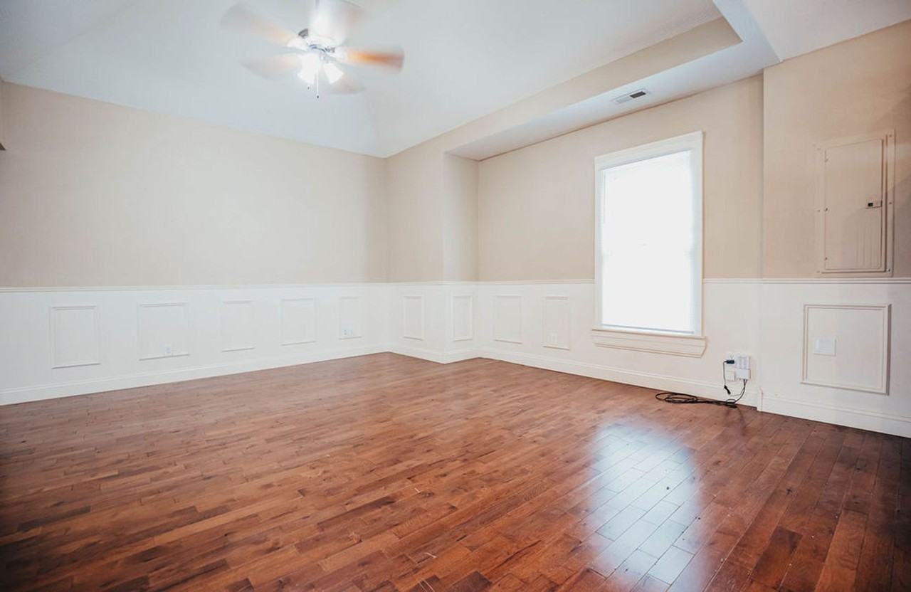 Walnut 1046 - Photo 6 of 24