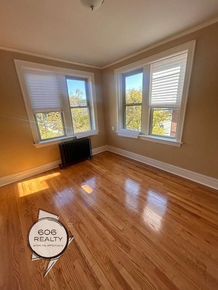 Beautiful Riverside Apartments! 3144 - Photo 4 of 16