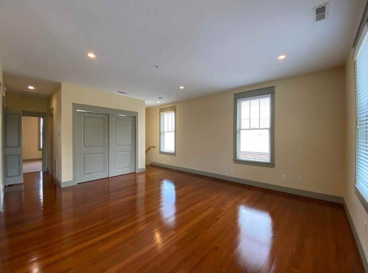 235 W. Dodds Street - Photo 3 of 12