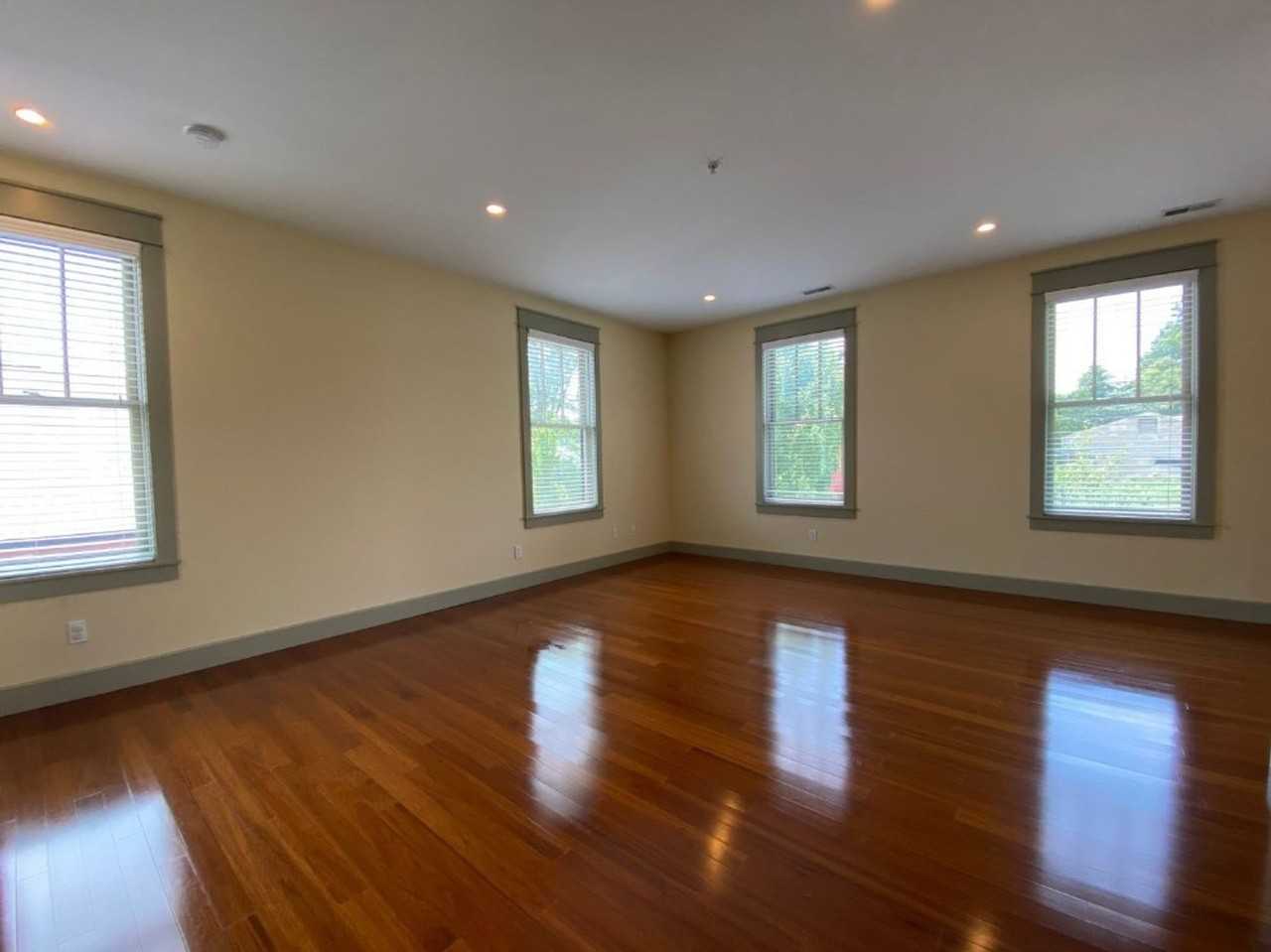 235 W. Dodds Street - Photo 6 of 12