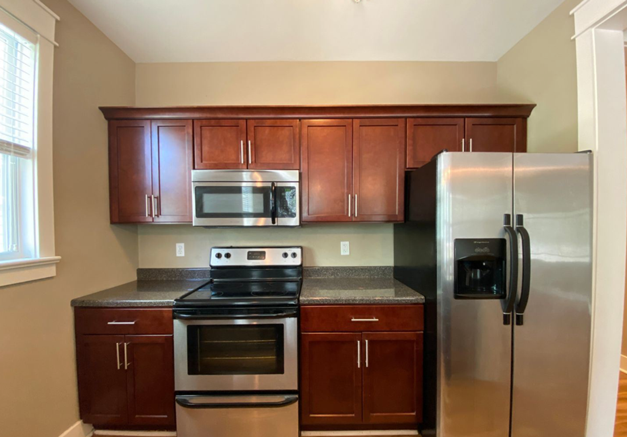 425 E. Hillside Drive - Photo 3 of 12