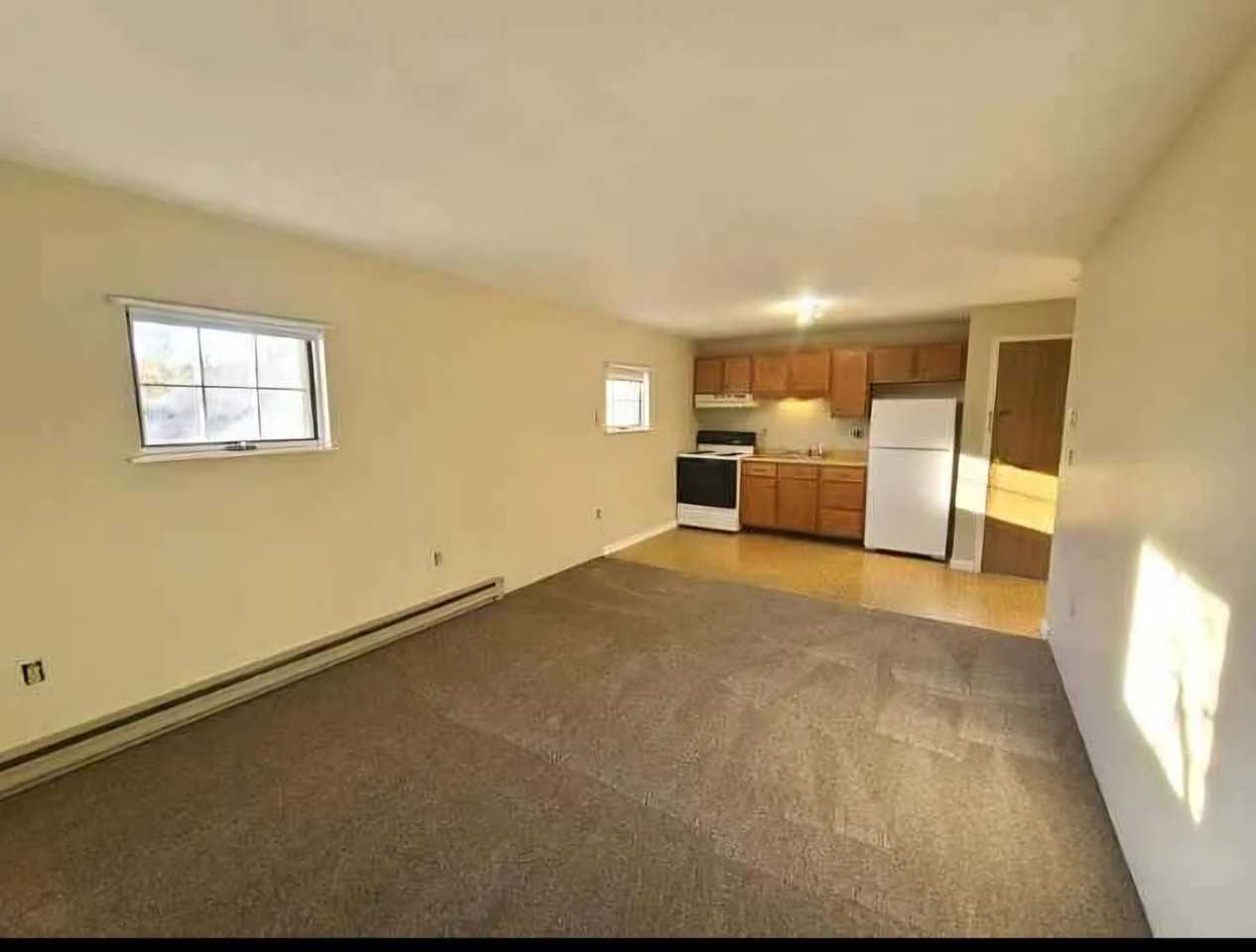 480 Nashua St - Photo 2 of 6