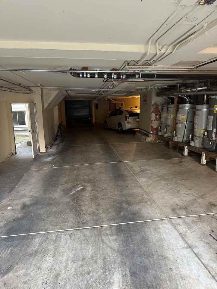 876 Haight Street (535r) - Photo 3 of 11