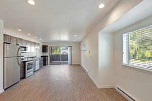 featured image of 722 N 4th St