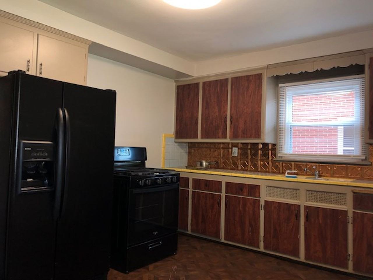 4619 W Fond Du Lac Ave - Photo 3 of 5