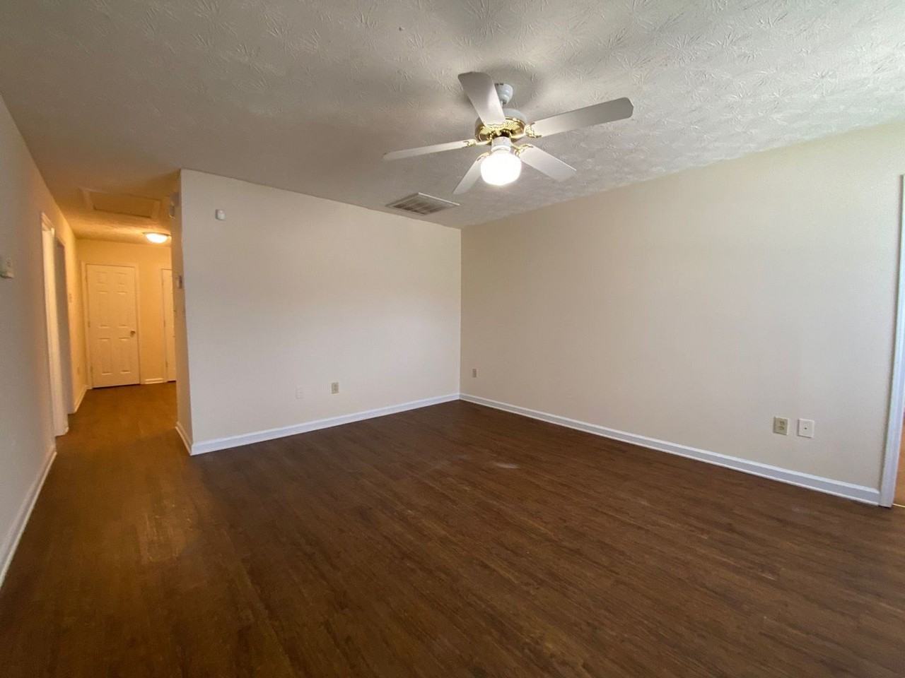 100 Hunter Run Road - Photo 3 of 13