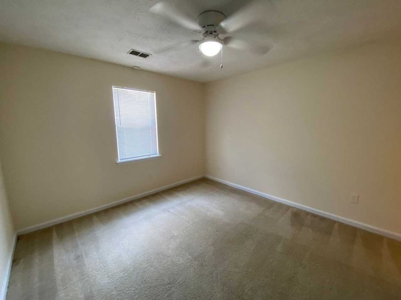 103 Hunters Run Rd - Photo 7 of 9