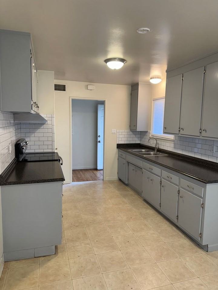 101 Sequoia St - Photo 3 of 14