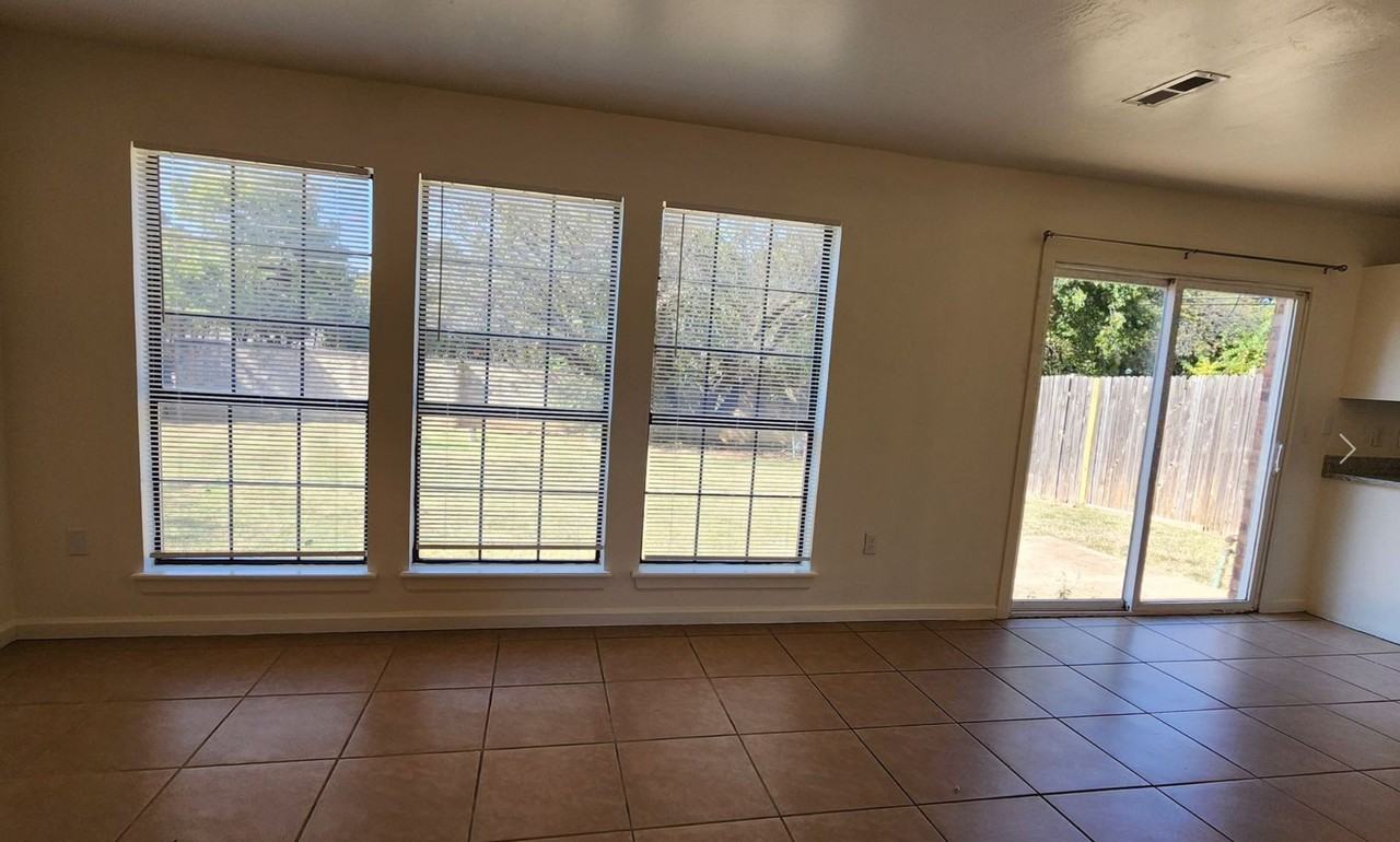 12905 Carrie Ct - Photo 2 of 28