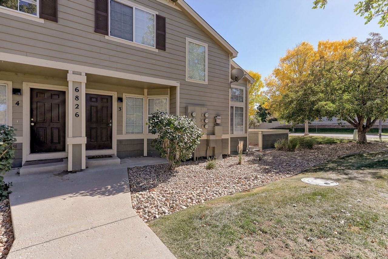 6826 Antigua Dr - Photo 3 of 27