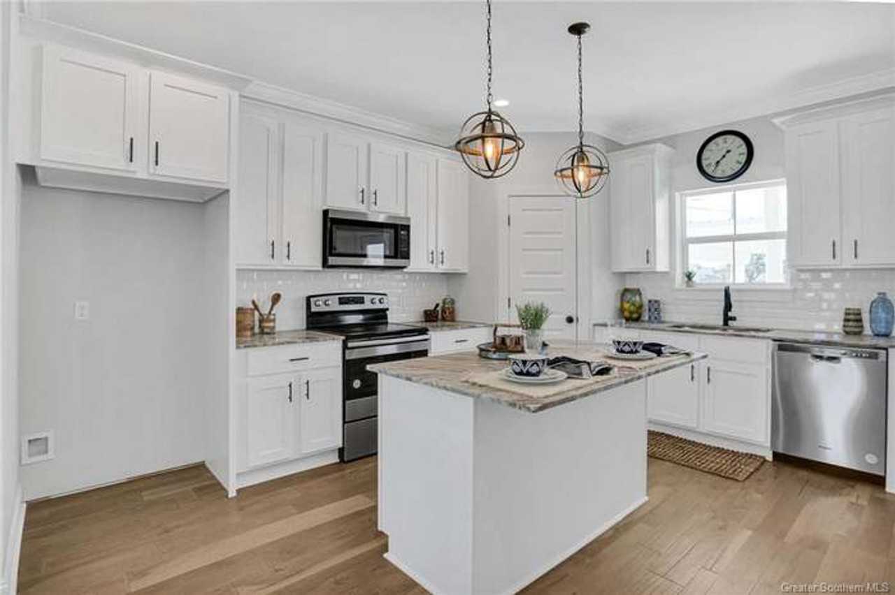 850 W. Sallier_ - Photo 3 of 15