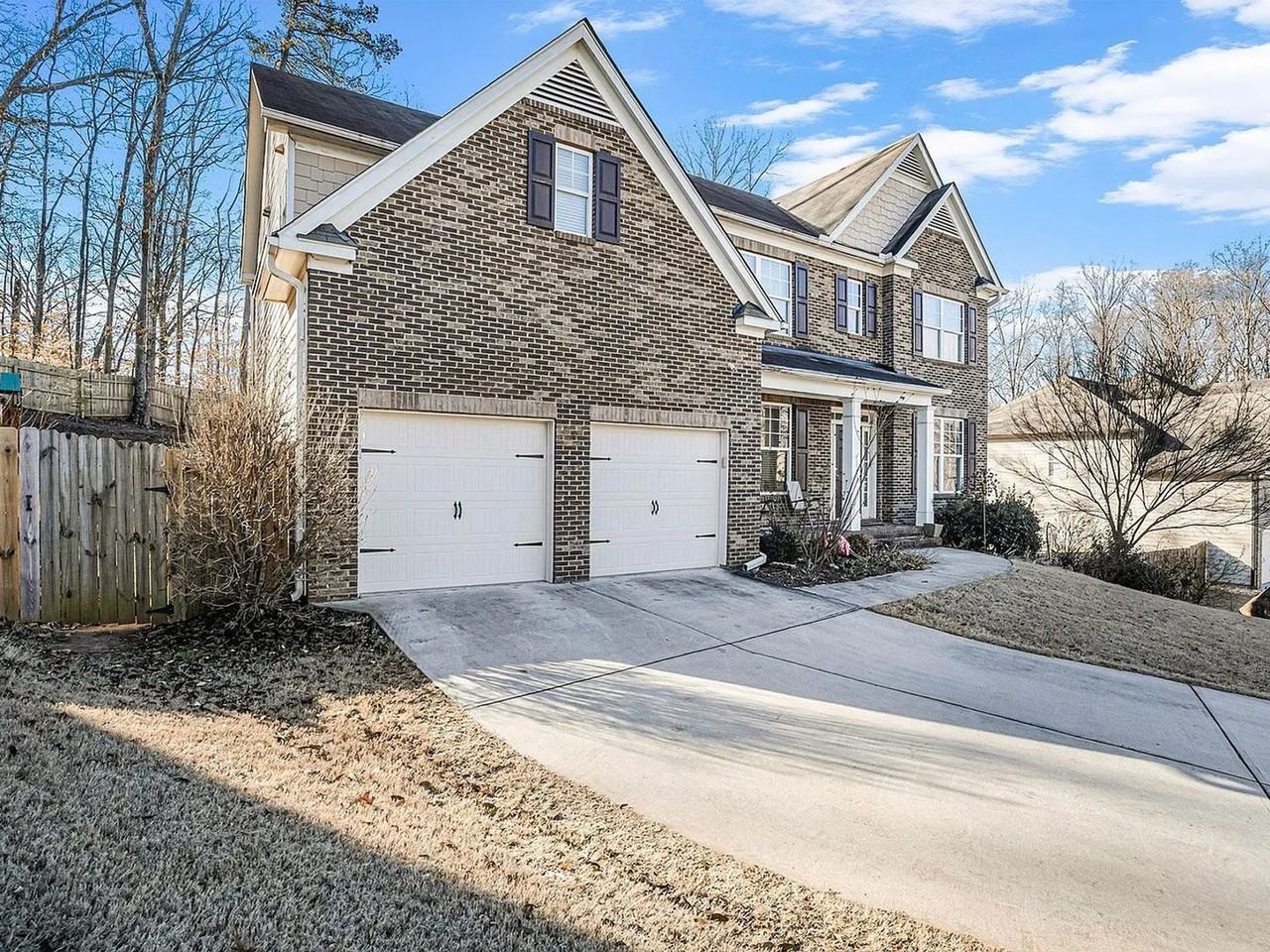 377 Shiloh Manor Dr - Photo 2 of 32