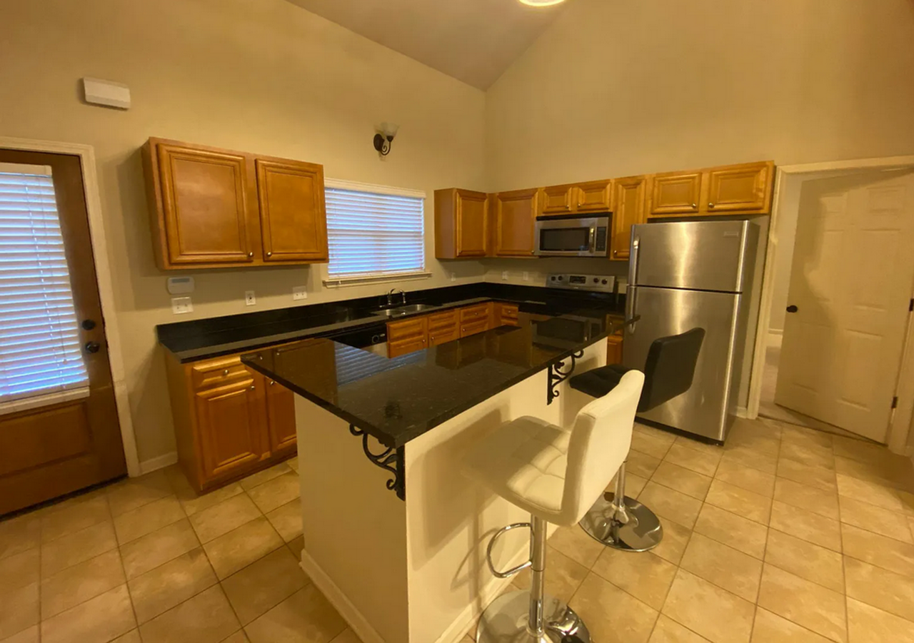 101 Saucer Ln - Photo 2 of 23